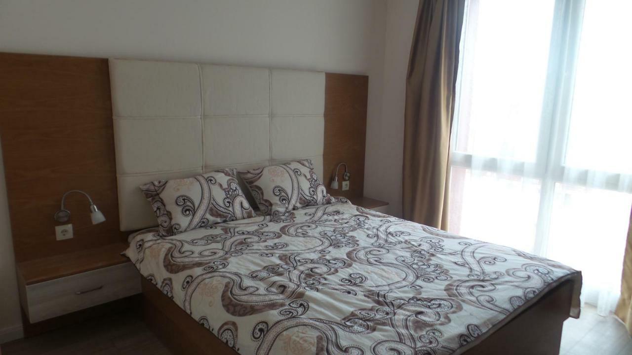 Astoria Apartment Βελίκο Τίρνοβο Εξωτερικό φωτογραφία