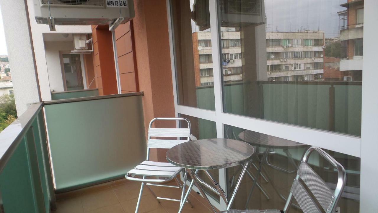 Astoria Apartment Βελίκο Τίρνοβο Εξωτερικό φωτογραφία