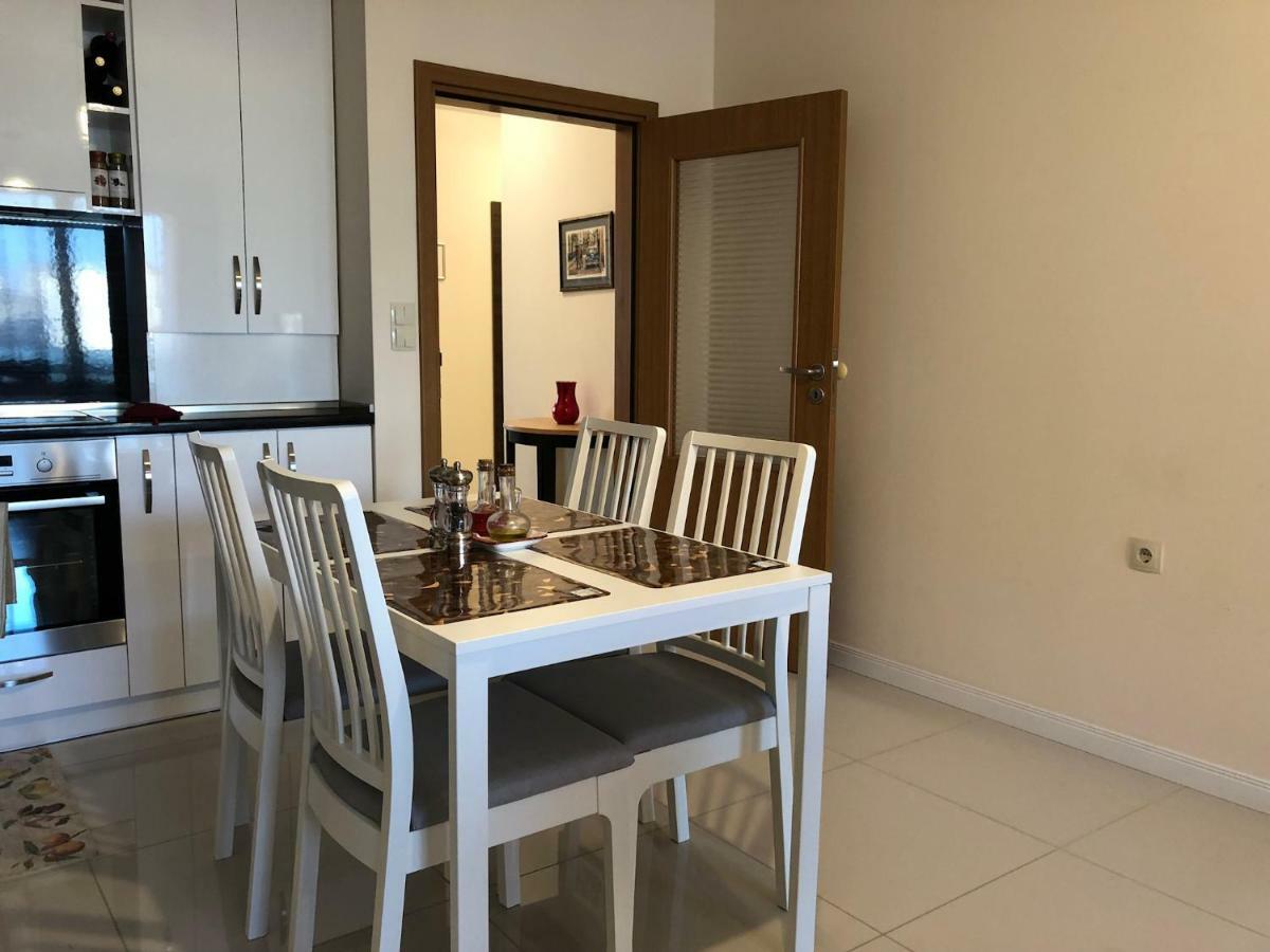 Astoria Apartment Βελίκο Τίρνοβο Εξωτερικό φωτογραφία
