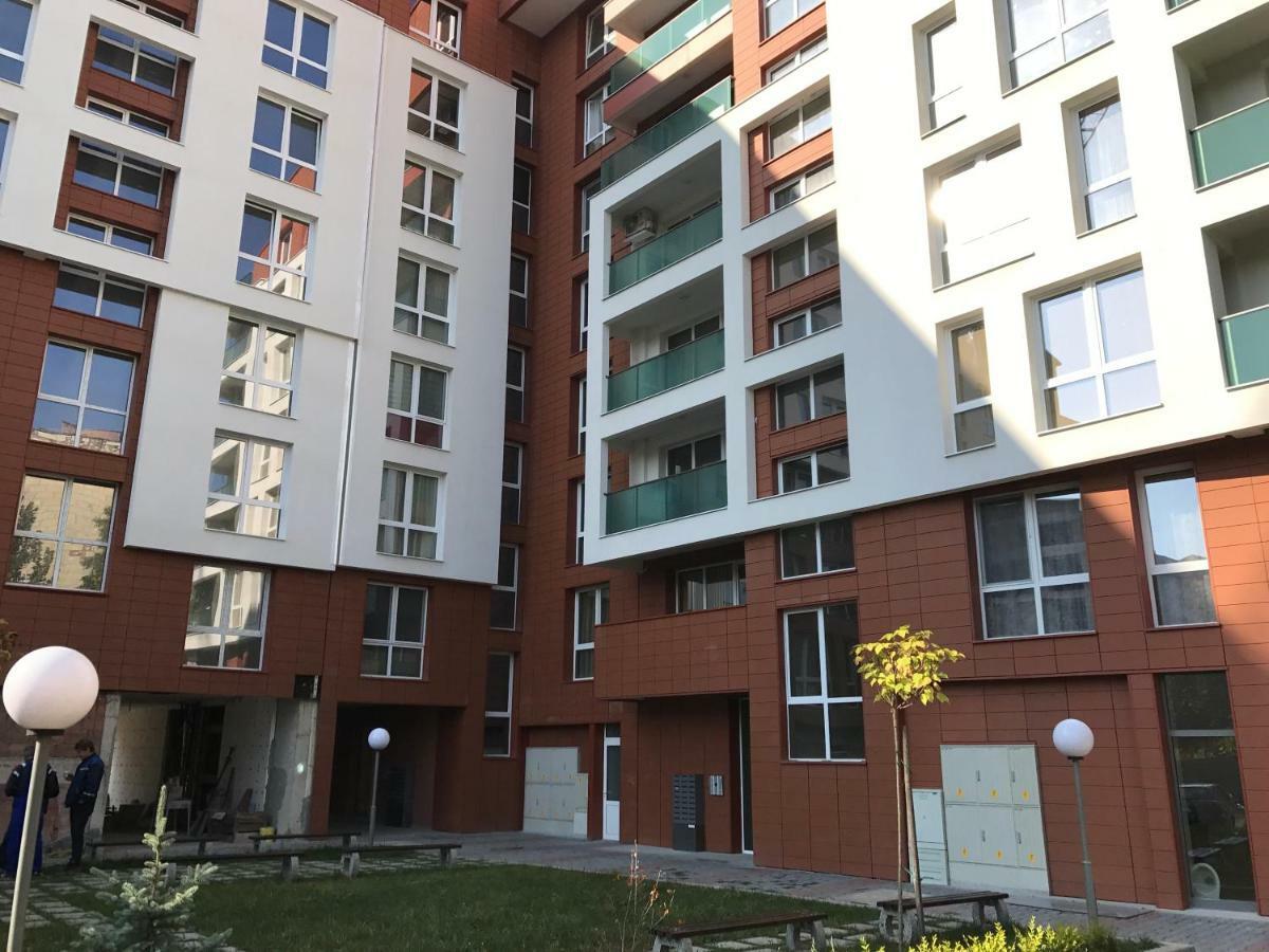 Astoria Apartment Βελίκο Τίρνοβο Εξωτερικό φωτογραφία