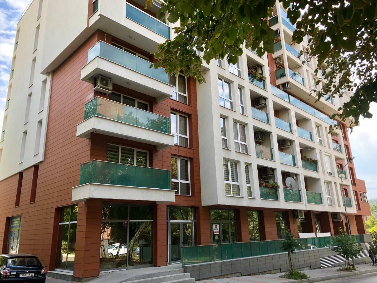 Astoria Apartment Βελίκο Τίρνοβο Εξωτερικό φωτογραφία